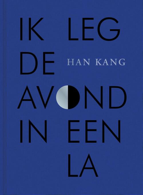 Ik leg de avond in een la