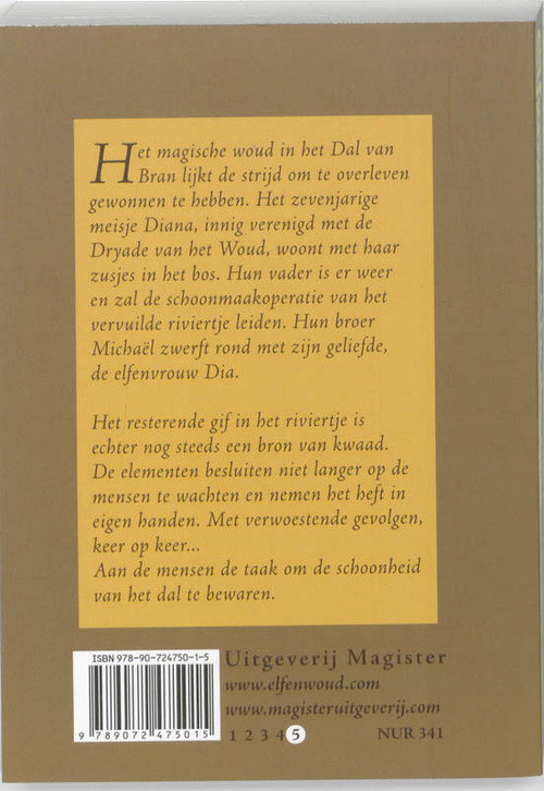 De elementen grijpen in